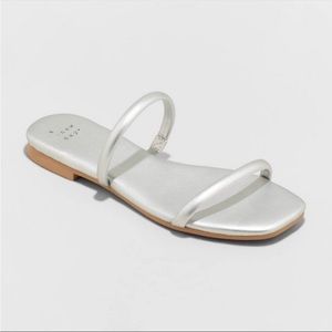 Women’s Skinny Strap Sandal - Silver